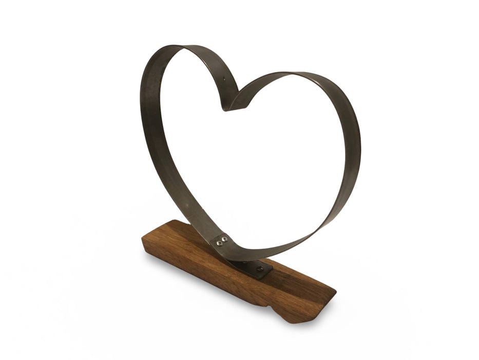 Barrel Hoop Love Heart With Stand